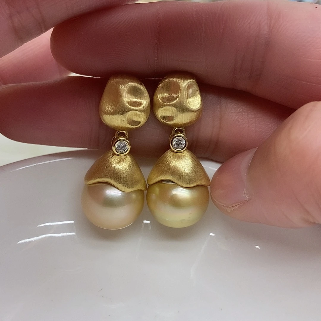 银S925镶嵌耳饰海水珍珠