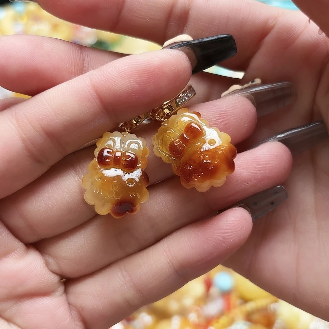 琥珀颈饰未镶嵌琥珀