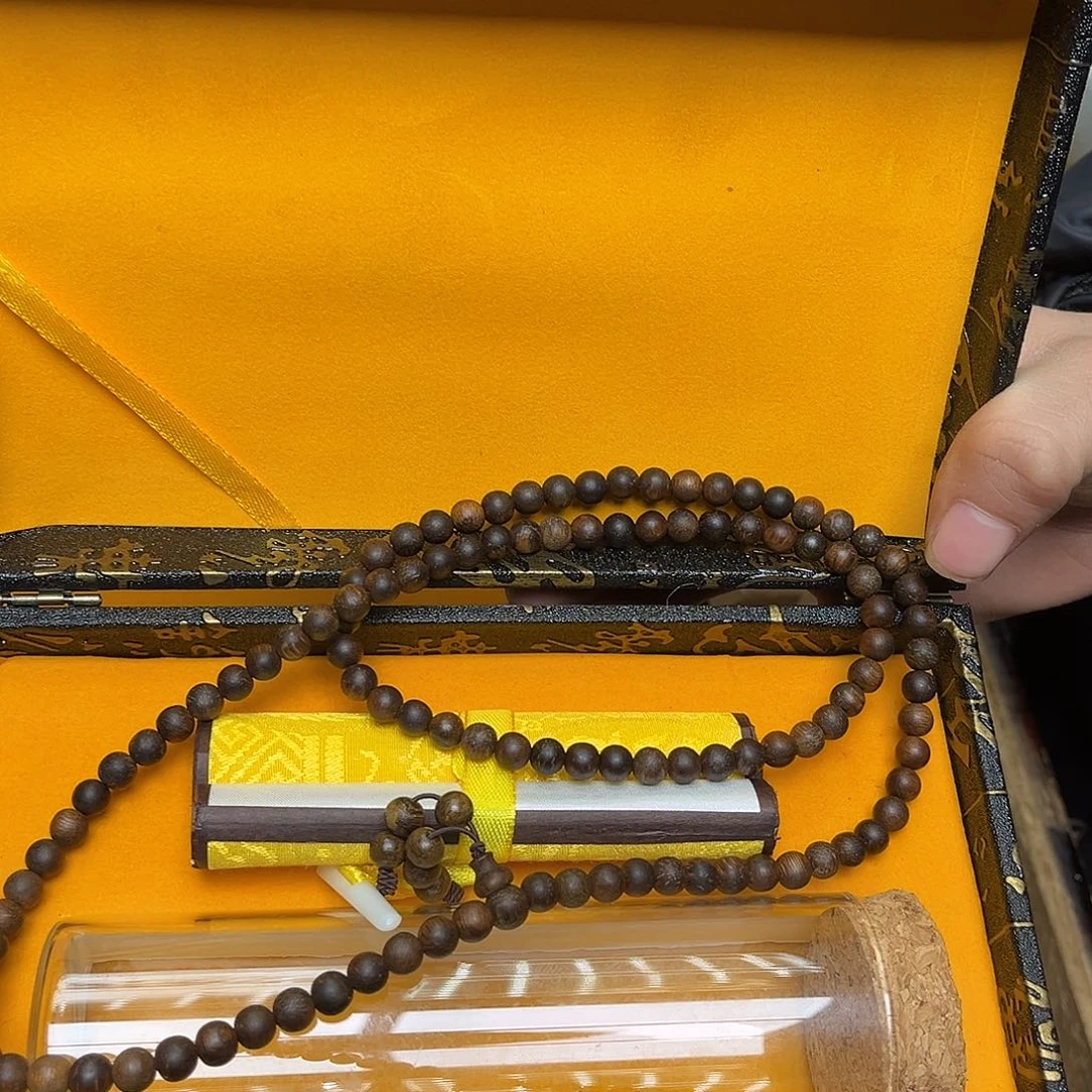 大叶紫檀（黑酸枝木类）