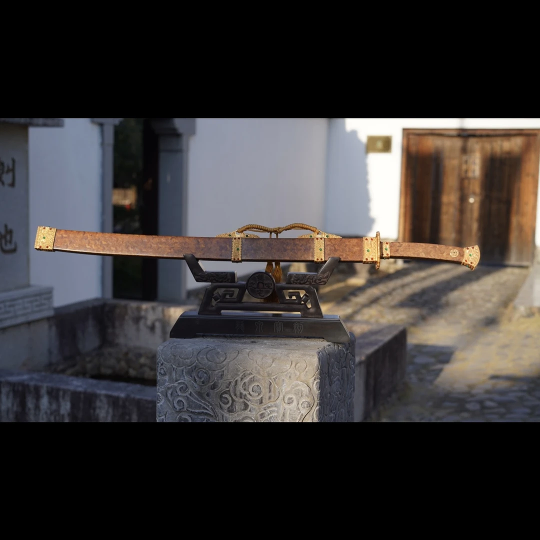 龙泉宝剑厂【大阅刀】金桃皮自炼钢鎏金张叶胜大师收藏佳品未开刃