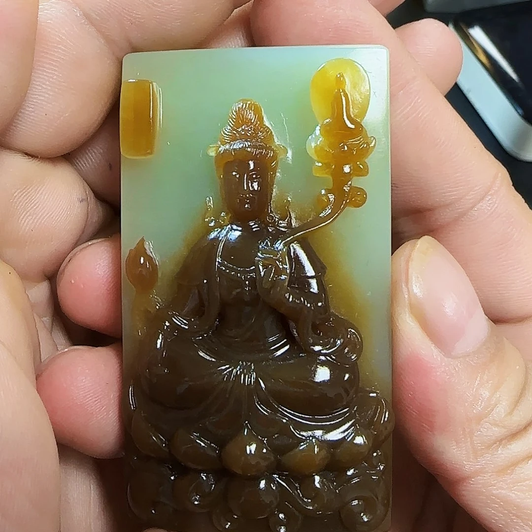 重***羽和田玉（糖玉）未镶嵌挂件