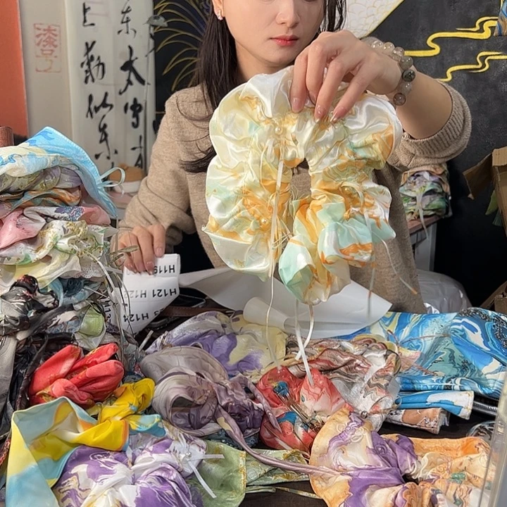 甜****117芭蕾发圈不退不换