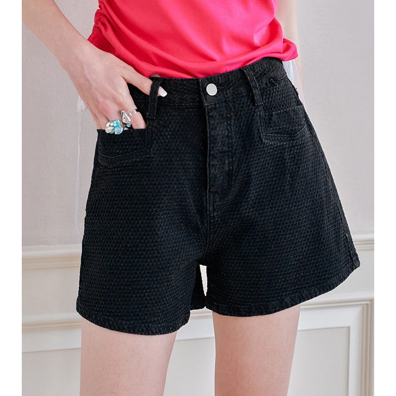 2025夏季新款甜酷风直筒肌理感牛仔短裤高腰显瘦阔腿a字短裤