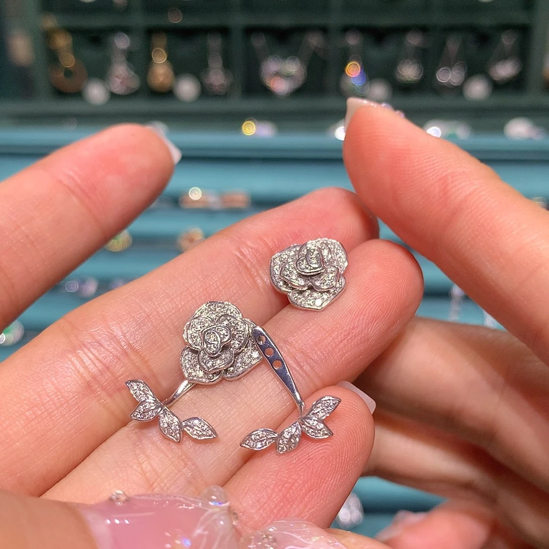 钻石耳饰18K金镶嵌山茶花