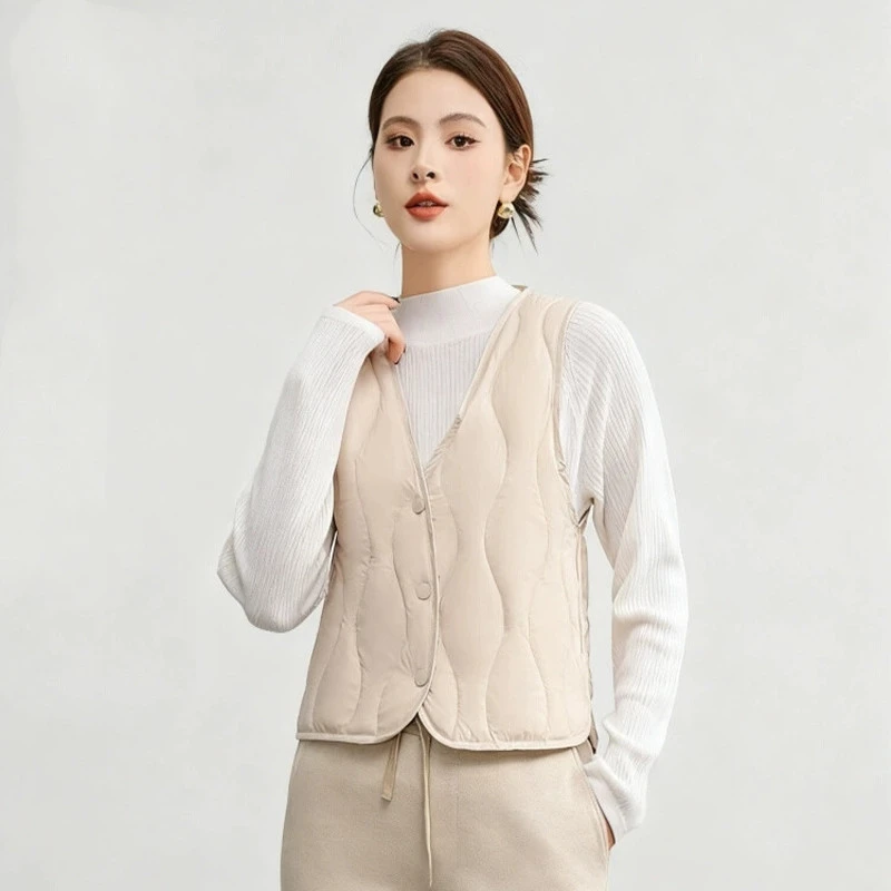 今年流行的加棉马甲女春秋短款轻薄棉衣冬季风衣内穿修身保暖内胆