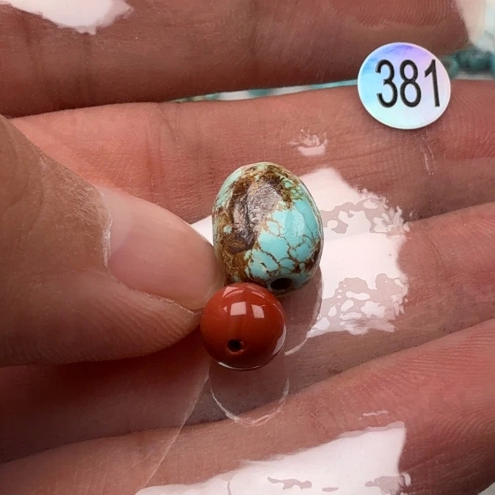 南红玛瑙未镶嵌珠宝奇石