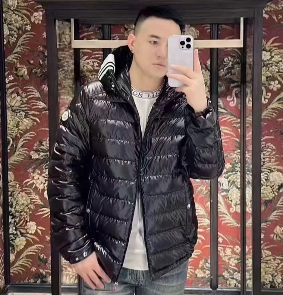 未使用 MONCLER 盟可睐/GG/CORNOUR男士黑色羽绒服 福利款