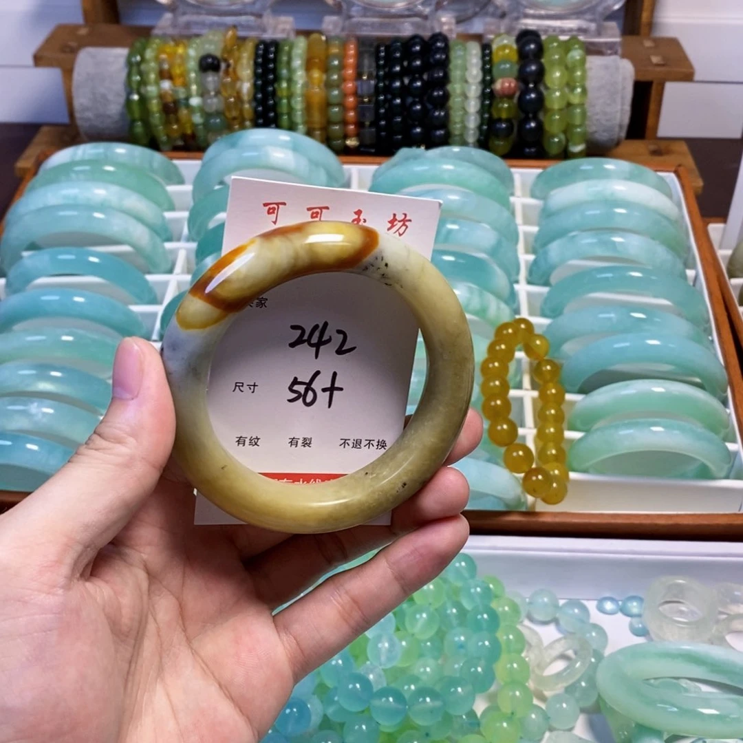 未镶嵌蛇纹石玉手镯