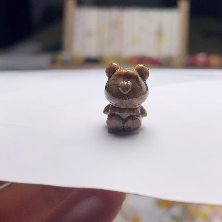 蜜蜡未镶嵌裸石小熊