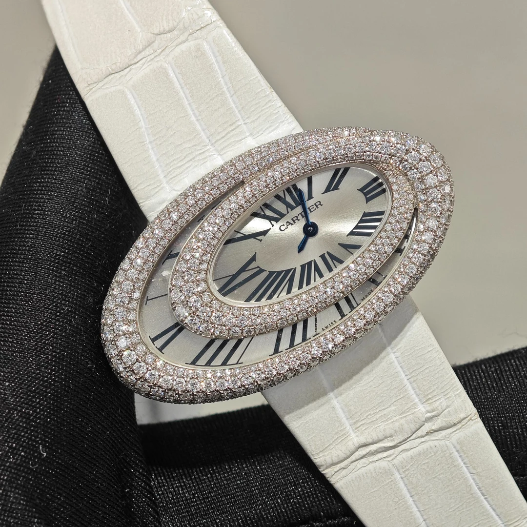 95新 Cartier/卡地亚 20年浴缸系列白金原钻银盘女士优雅石英腕表