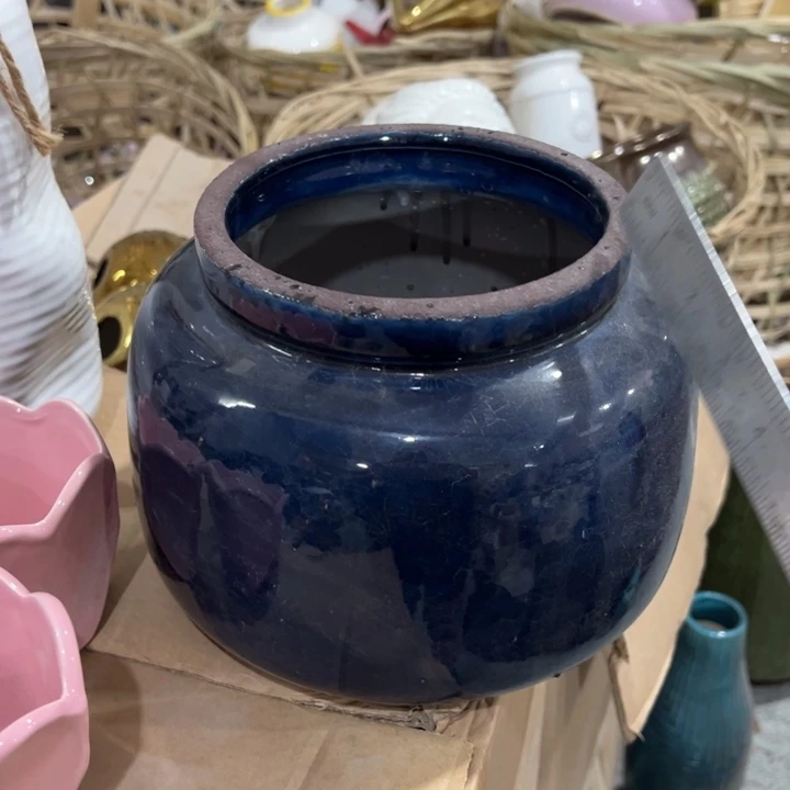 陶瓷花瓶微瑕捡漏出高16口14公分