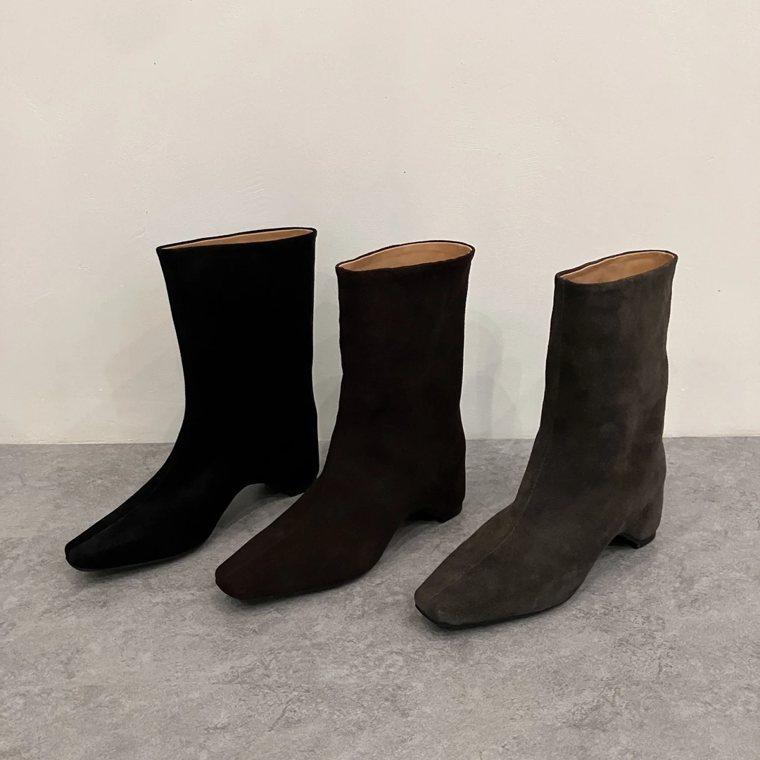 小众设计极简风方头粗跟时尚百搭靴子秋冬季新款时尚短靴中筒筒靴