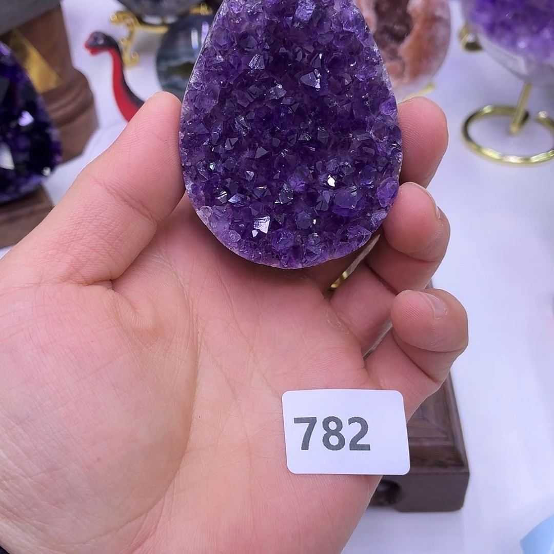 未镶嵌水晶大型摆件（非配饰）