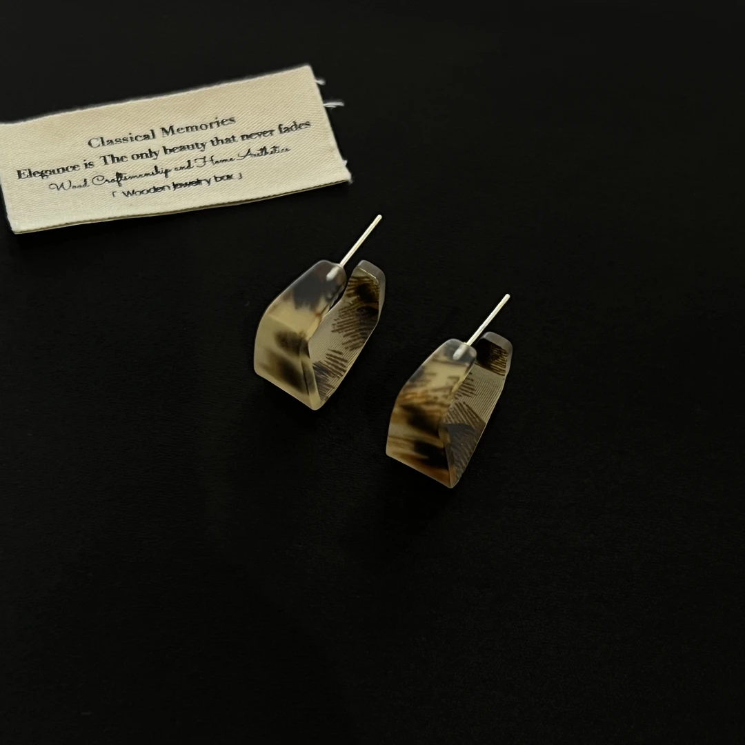 铜合金亚克力耳饰 气质韩国个性磨砂豹纹气质耳环