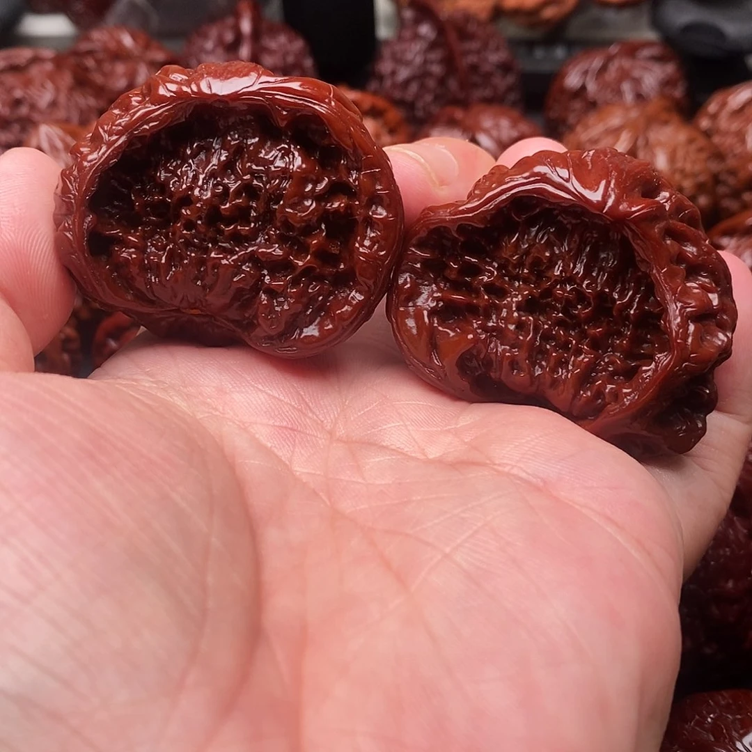 文玩核桃吊坠蛇头