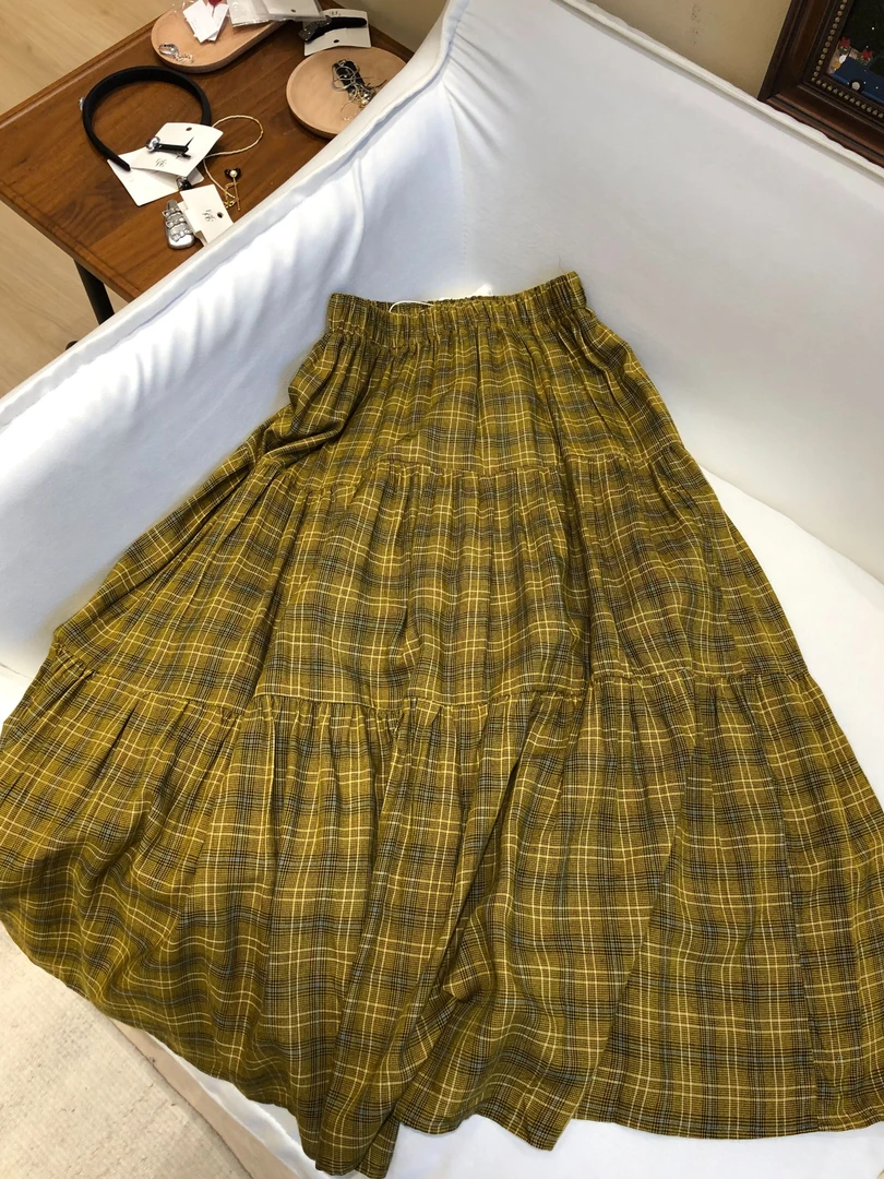 路一.韩国 Seoul       东区美术馆  黄色格子裙 DP20250213026