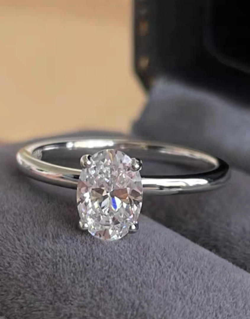 925银莫桑石戒指 【经典蛋面女戒】1克拉-5克拉   小众 /合成碳硅石