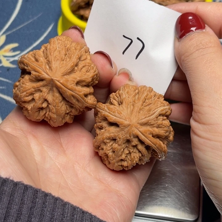 文玩核桃把件粗筋43