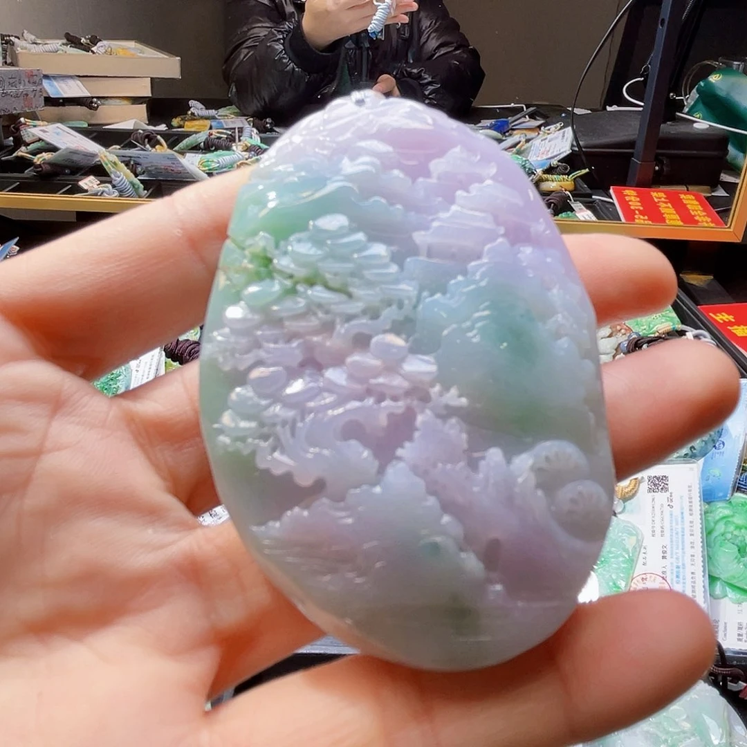 颈饰未镶嵌翡翠一