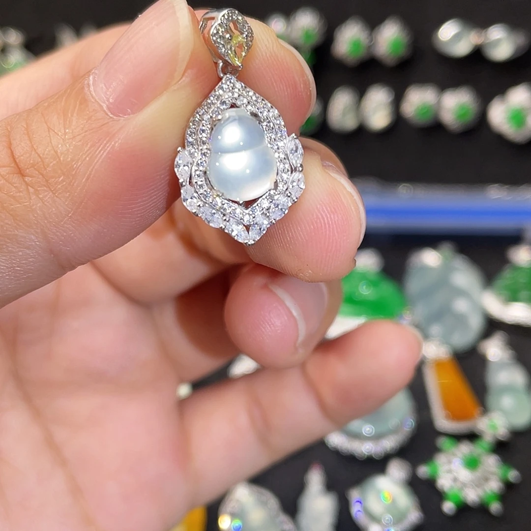 翡翠银S925镶嵌颈饰