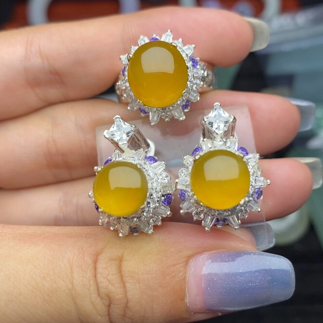 定制翡翠未镶嵌冰黄