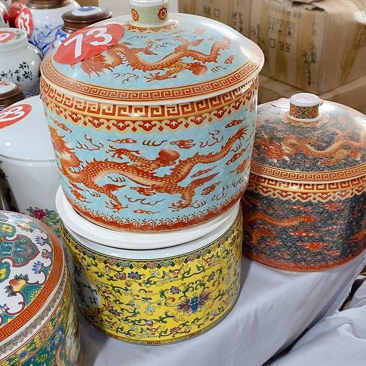 今***道瓷片发2个陶瓷储物罐