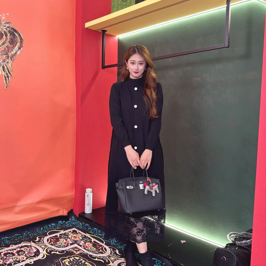 22多金大码气质减龄长款A字裙子秋冬季女装设计感连衣裙女