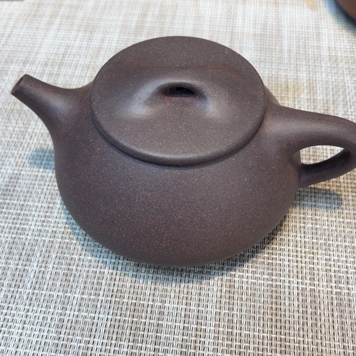 茶壶紫砂石瓢，容量150毫升，紫泥