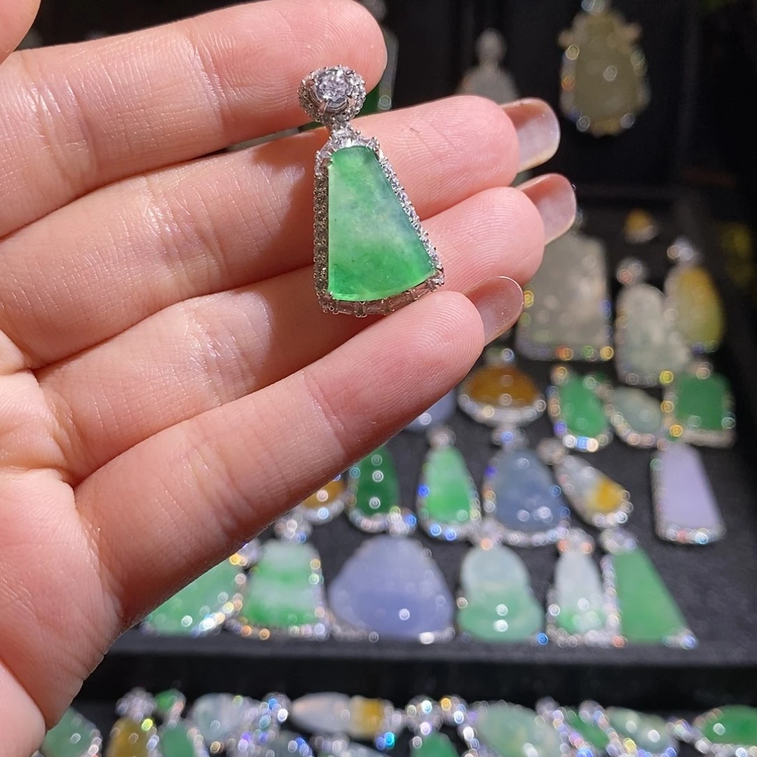 颈饰银S925镶嵌翡翠天然翡翠