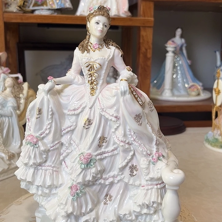 杯欧洲中古瓷器摆件