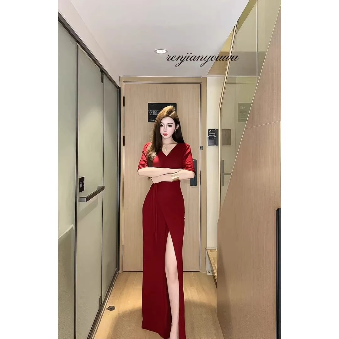 法式短袖V领腰部绑带款显瘦遮肚子气质百搭韩系连衣长裙