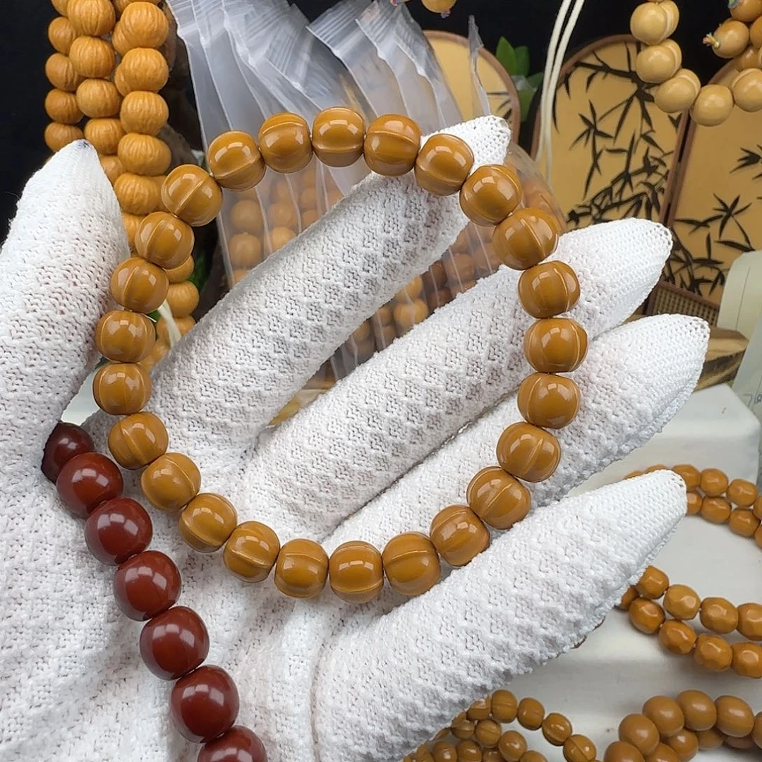 吊坠猴头核桃小鲨鱼