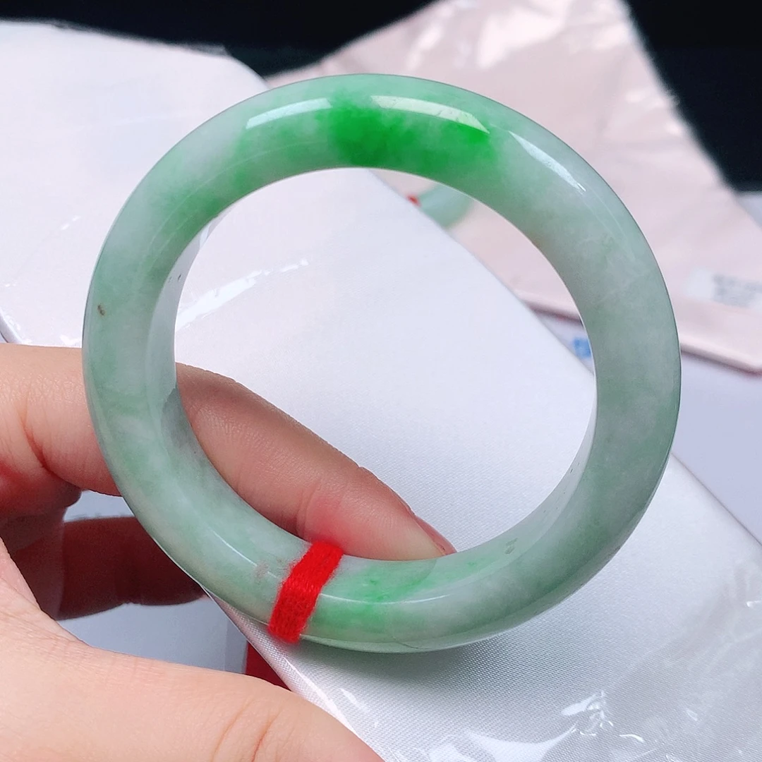 翡翠未镶嵌手镯606