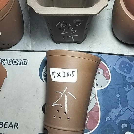 新品两个花盆微瑕