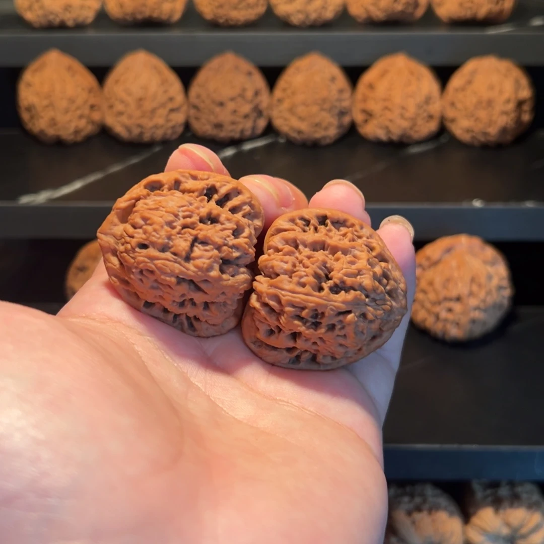 文玩核桃把件39三角南疆石（全品