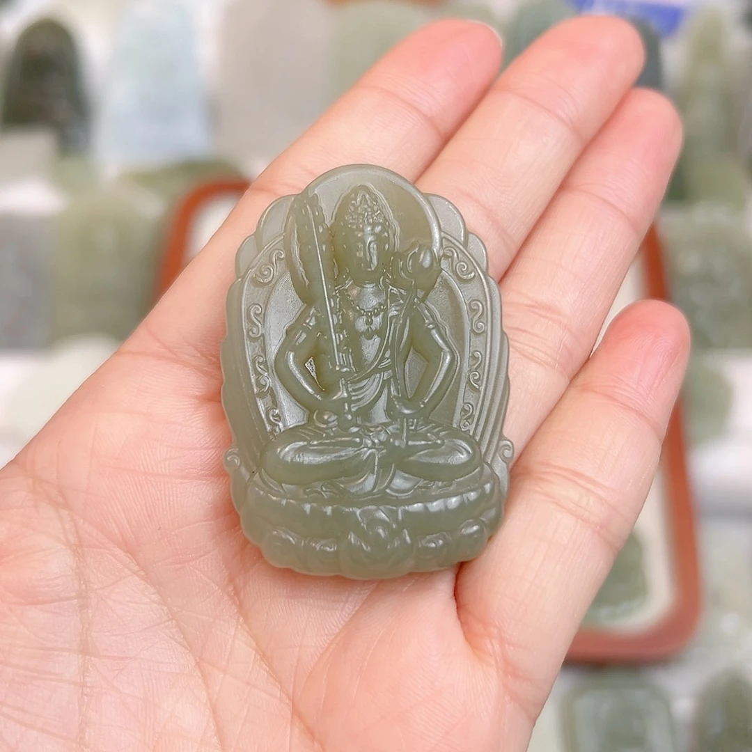 颈饰未镶嵌和田玉珍*