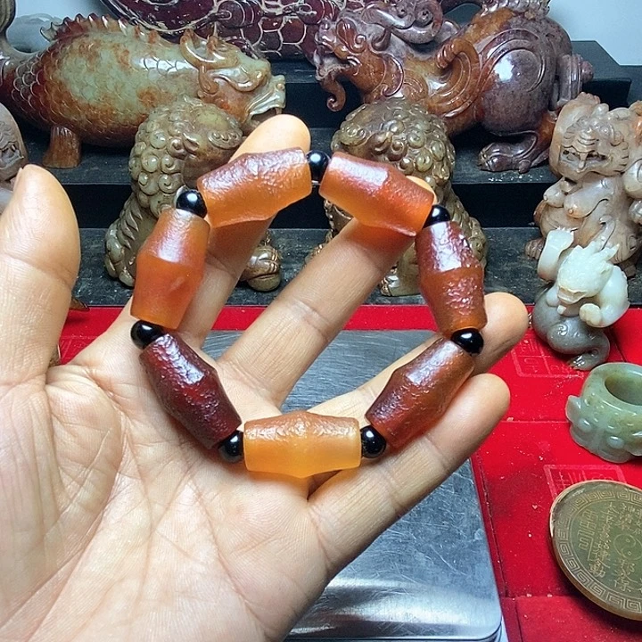 玛瑙/玉髓挂件未镶嵌玉*阁