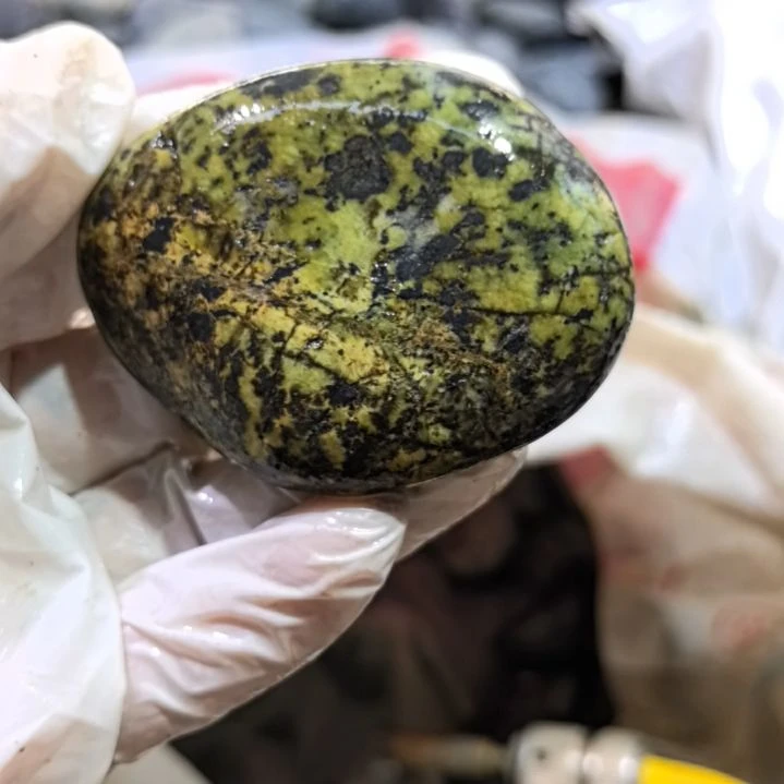 广***客有机玻璃藏玉药王石原石