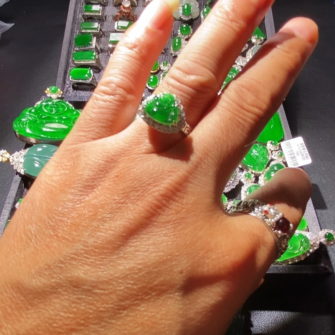 翡翠未镶嵌戒指A货翡翠2