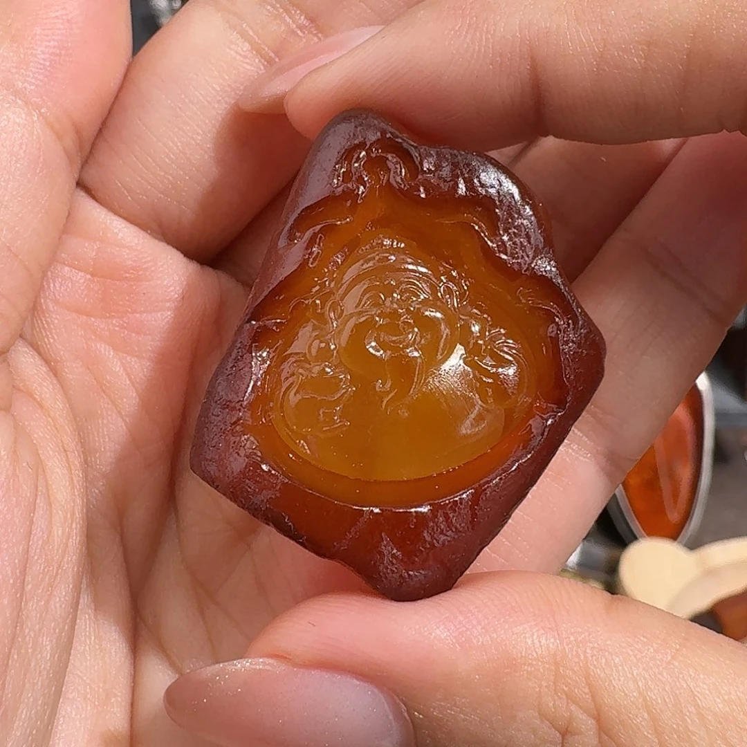 嘟***物未镶嵌琥珀裸石你