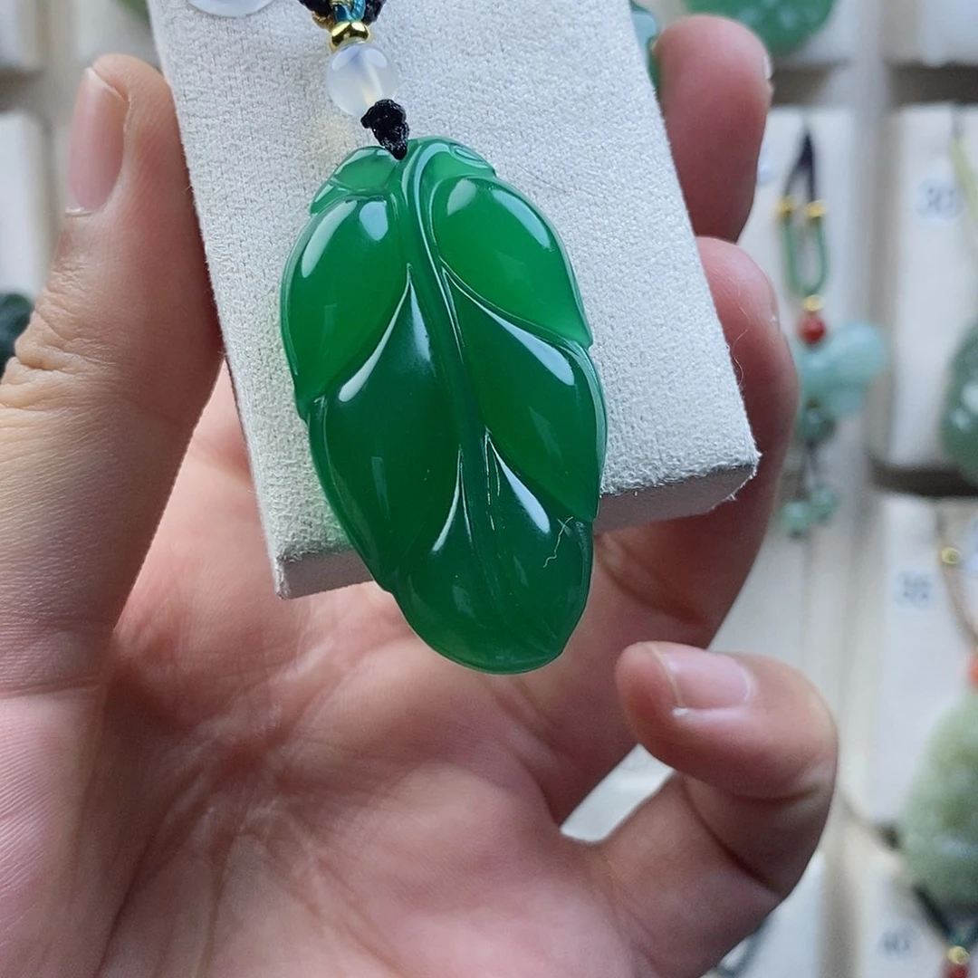 未镶嵌颈饰玛瑙/玉髓