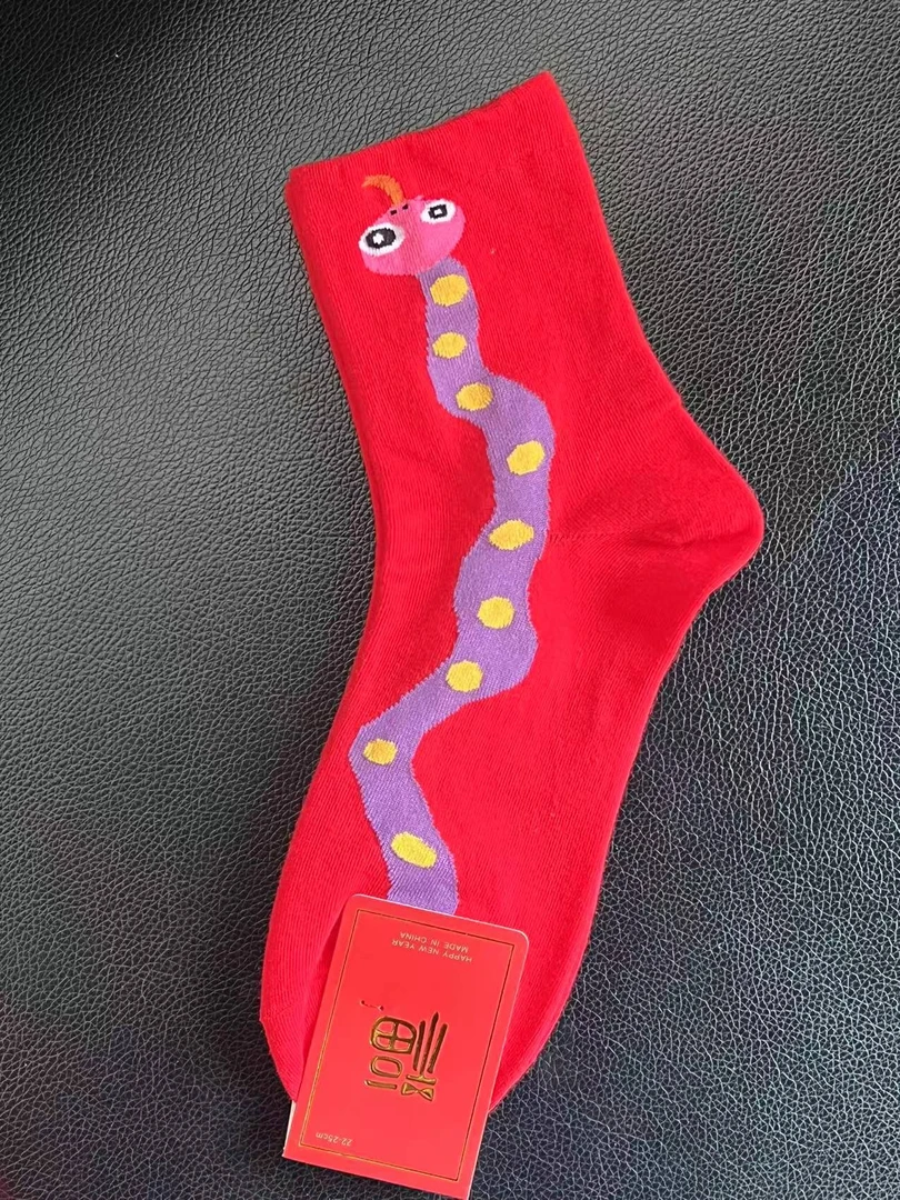 女士中筒新年红袜子