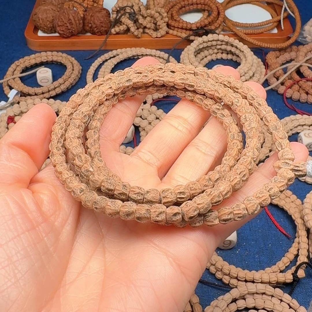 柏香籽/百香籽吊坠