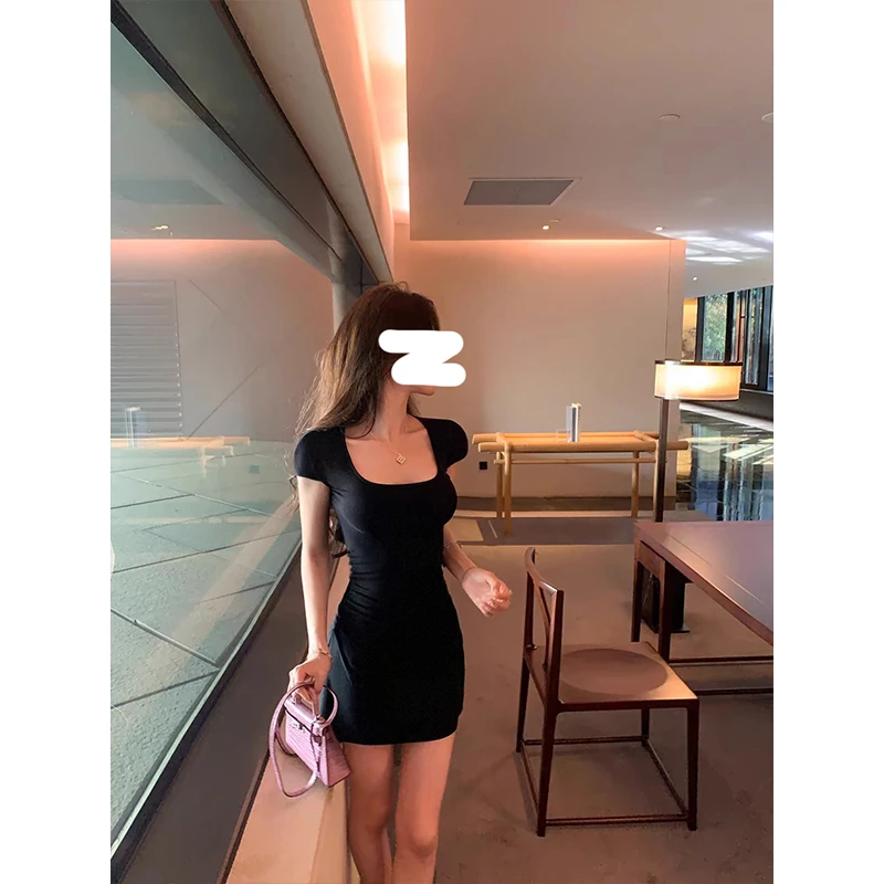 后妈裙2025新款爆款洋气显白复古辣妹u领收腰短袖女生韩系ins衣服