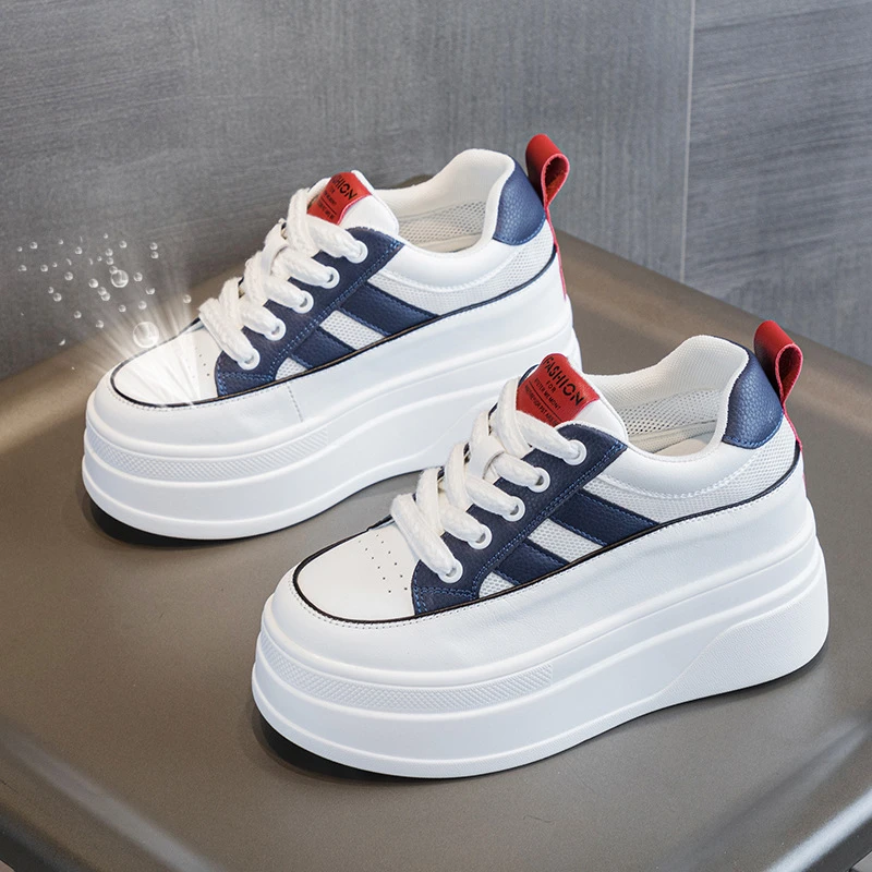 万达撤柜头层牛皮2025秋季新款厚底内增高9cm小白鞋坡跟松糕鞋子