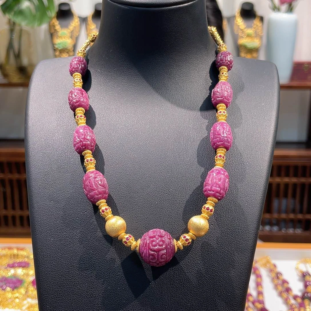 锦纶铁合金吊坠项链红宝