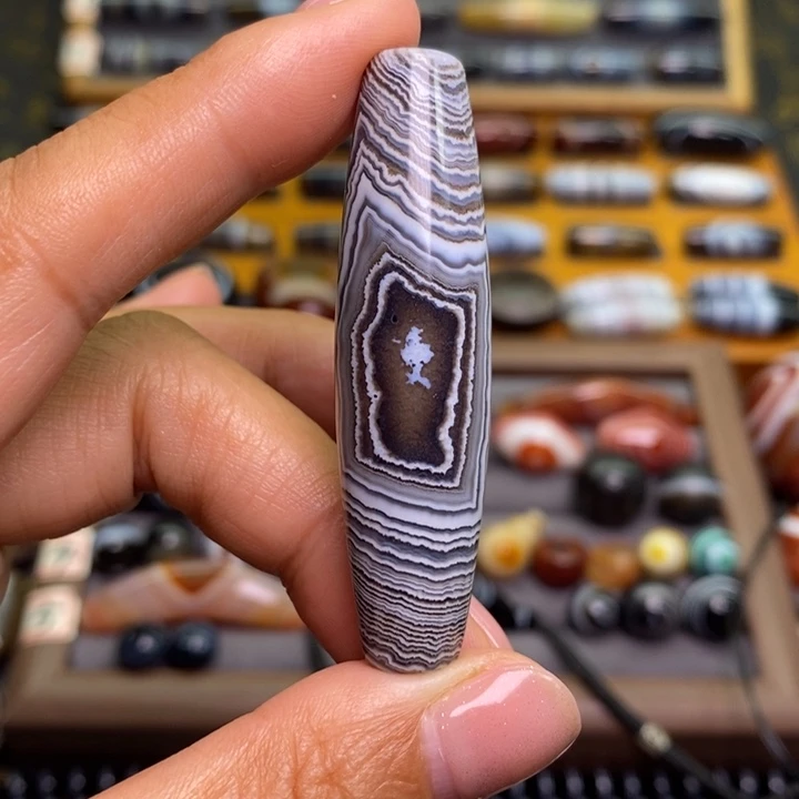 未镶嵌玛瑙/玉髓珠宝奇石M*