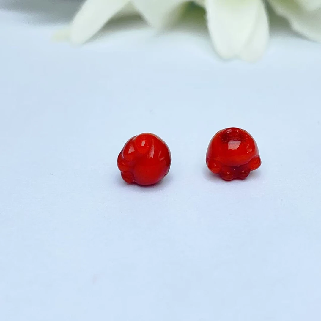 【萌宝饰品】A80天然玛瑙猫爪精工雕刻通孔DIY配件 8*9mm多样性发一