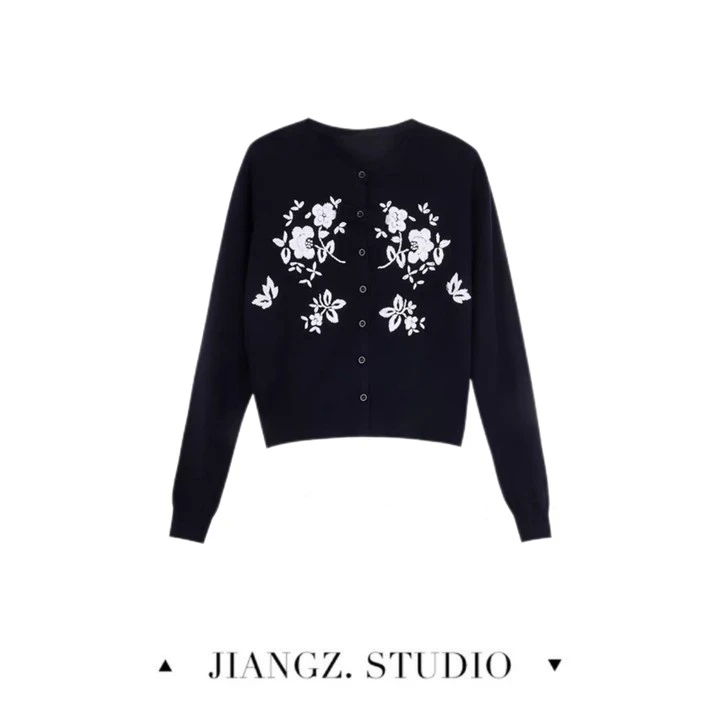 panii【向陌花开】设计感立体花朵开衫毛织女显瘦毛衣 24MJ4013