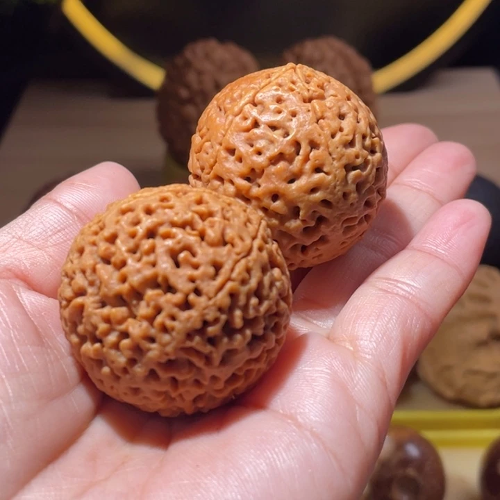 桃核把件五瓣金刚菩提